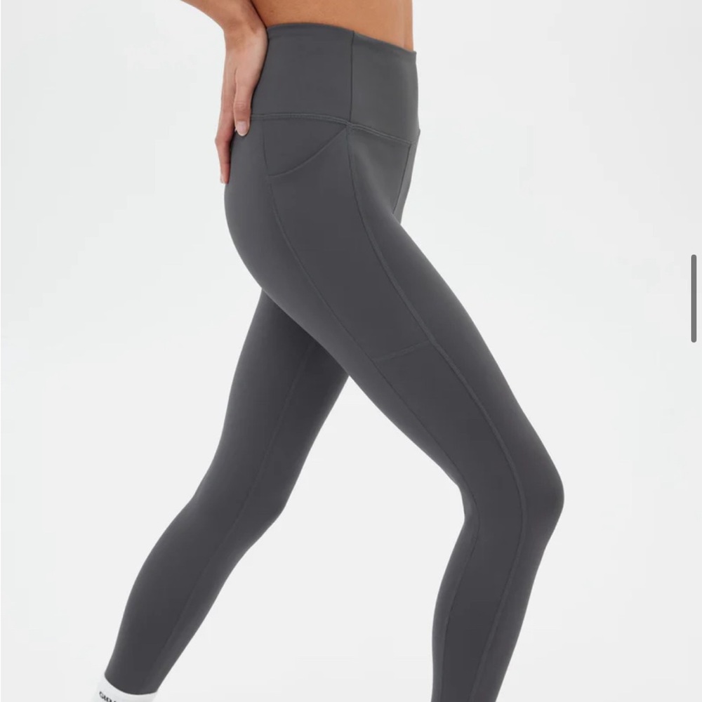 Girlfriend Collective grey compressive leggings with pockets